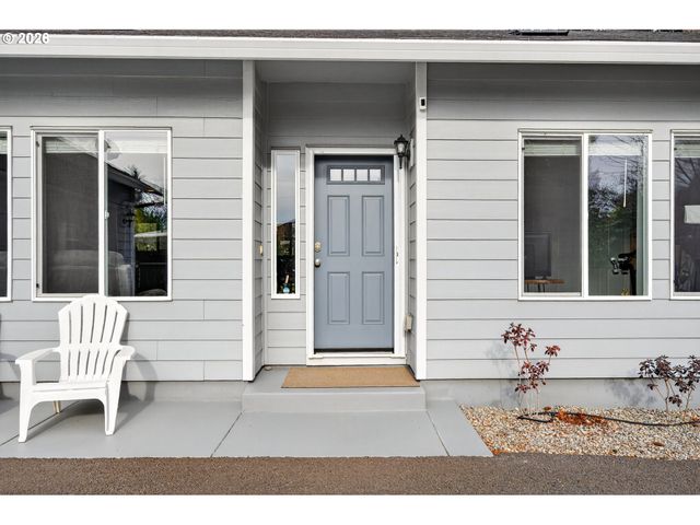 349 IRVING Rd, Eugene, OR 97404