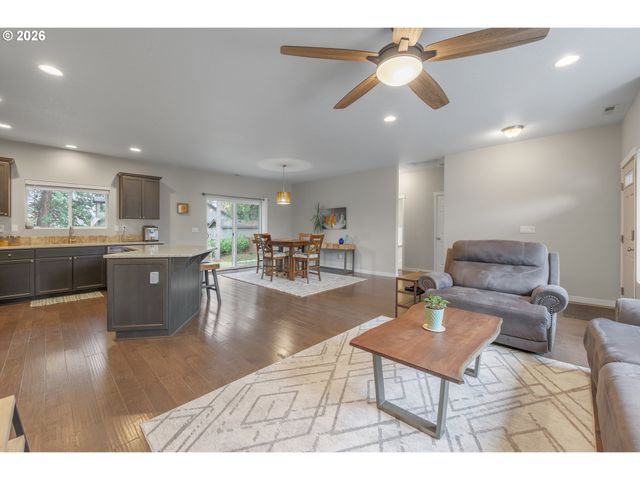 349 IRVING Rd, Eugene, OR 97404