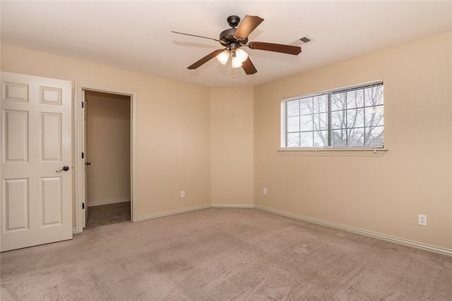 4077 Glenstone Terrace A, Springdale, AR 72762