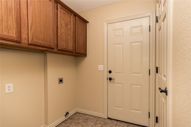 4077 Glenstone Terrace A, Springdale, AR 72762