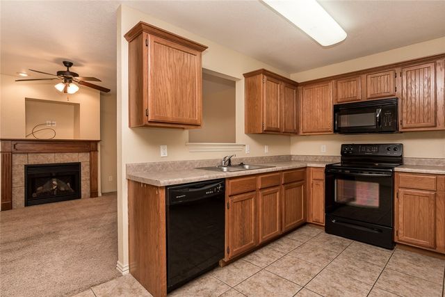 4077 Glenstone Terrace A, Springdale, AR 72762