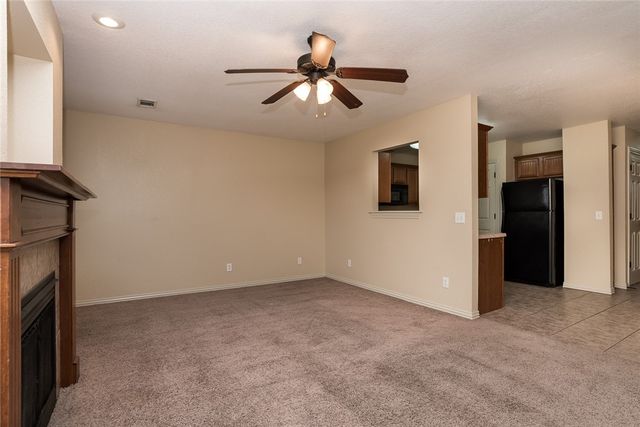 4077 Glenstone Terrace A, Springdale, AR 72762