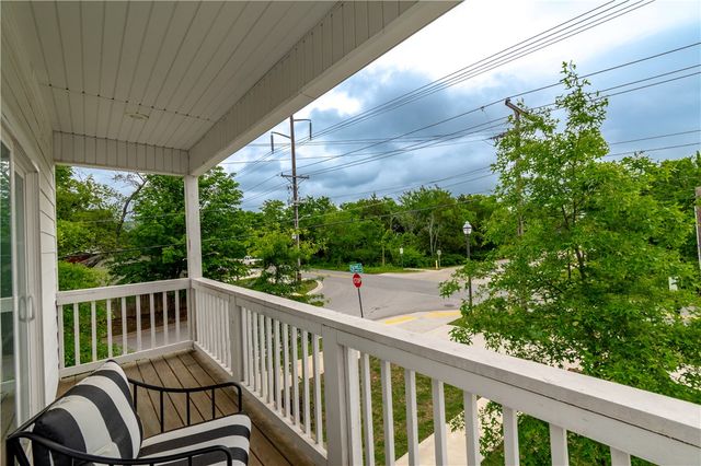 1005 S Hollywood Avenue, Fayetteville, AR 72701