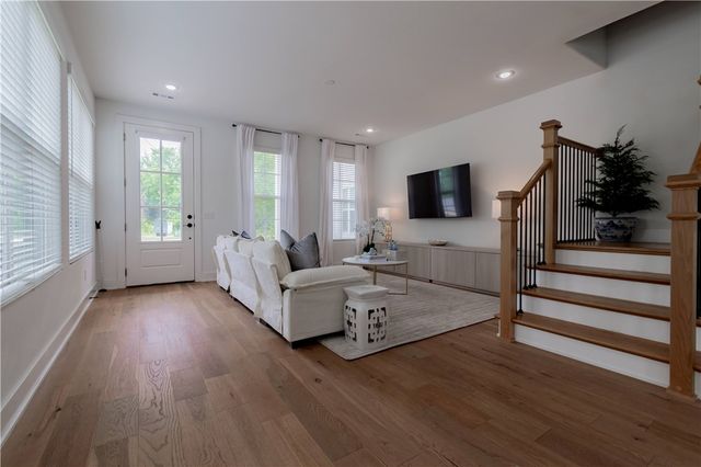1005 S Hollywood Avenue, Fayetteville, AR 72701