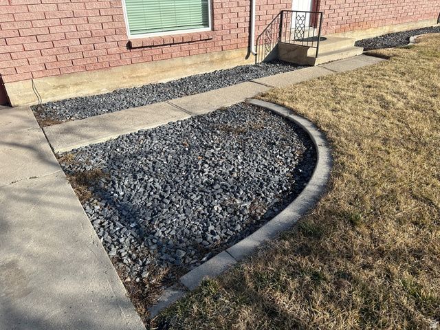 7396 W 5500 S, Hooper, UT 84315