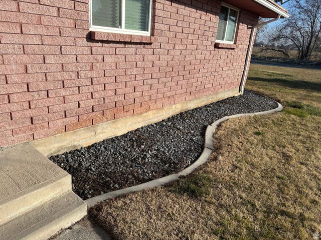 7396 W 5500 S, Hooper, UT 84315