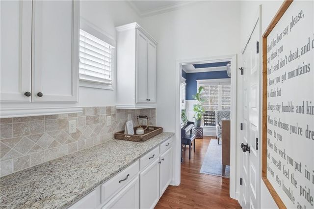 1426 Sutters Pond NW Drive, Kennesaw, GA 30152