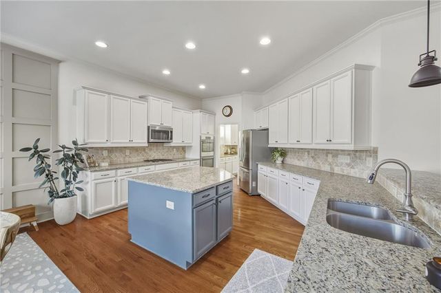 1426 Sutters Pond NW Drive, Kennesaw, GA 30152