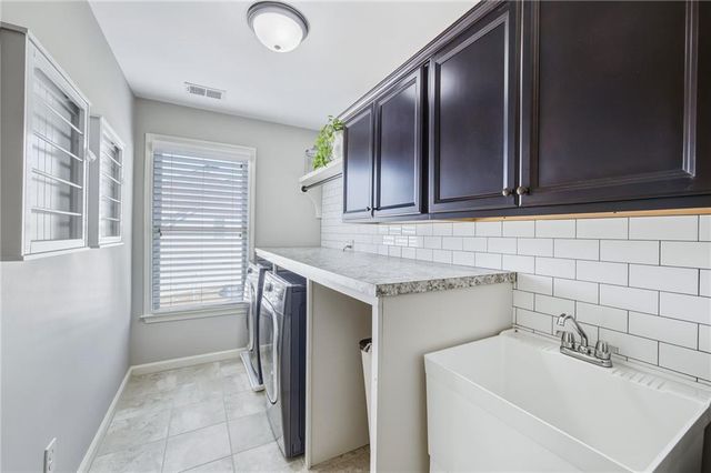 1426 Sutters Pond NW Drive, Kennesaw, GA 30152