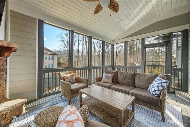 1426 Sutters Pond NW Drive, Kennesaw, GA 30152