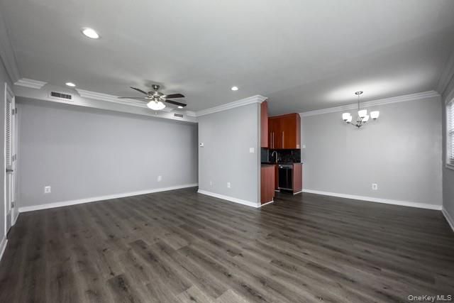 111 College Road 14-P, Selden, NY 11784