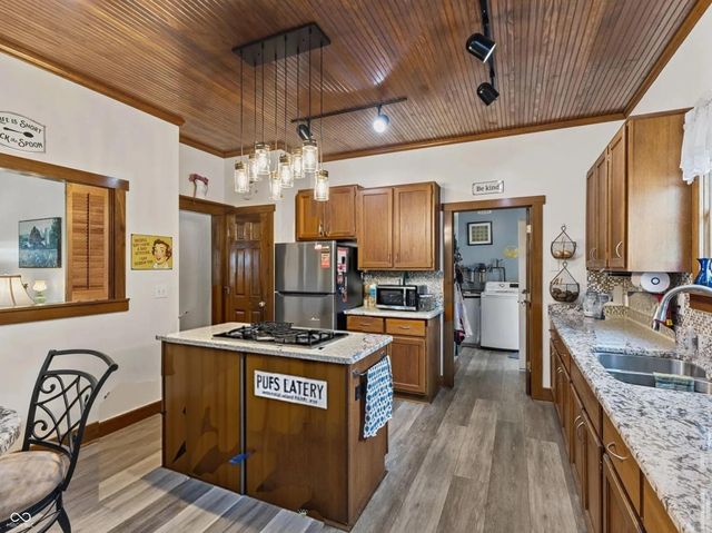 2637 W County Road 650 S, Clayton, IN 46118