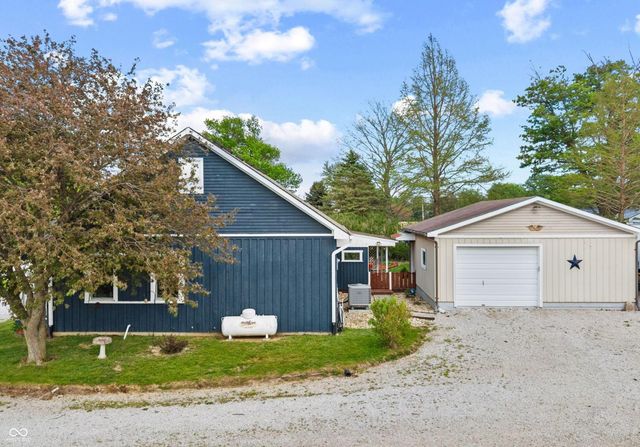 2637 W County Road 650 S, Clayton, IN 46118