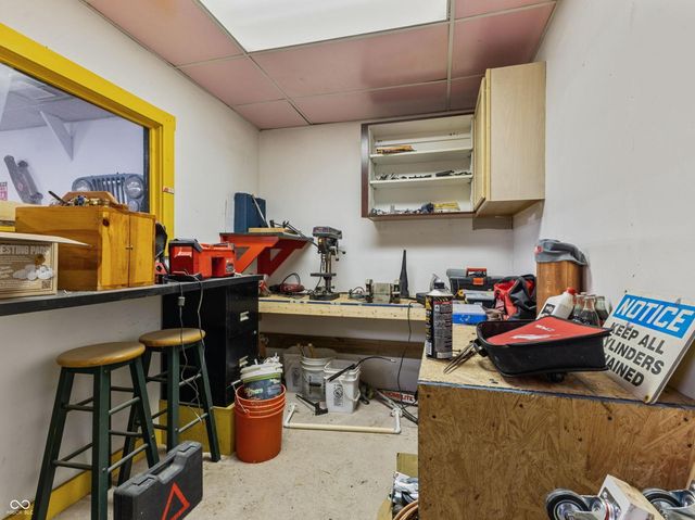 2637 W County Road 650 S, Clayton, IN 46118