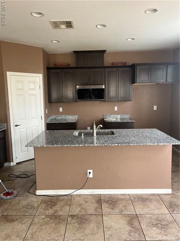 5725 Alitak Bay Street, North Las Vegas, NV 89081