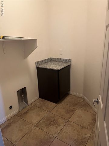 5725 Alitak Bay Street, North Las Vegas, NV 89081