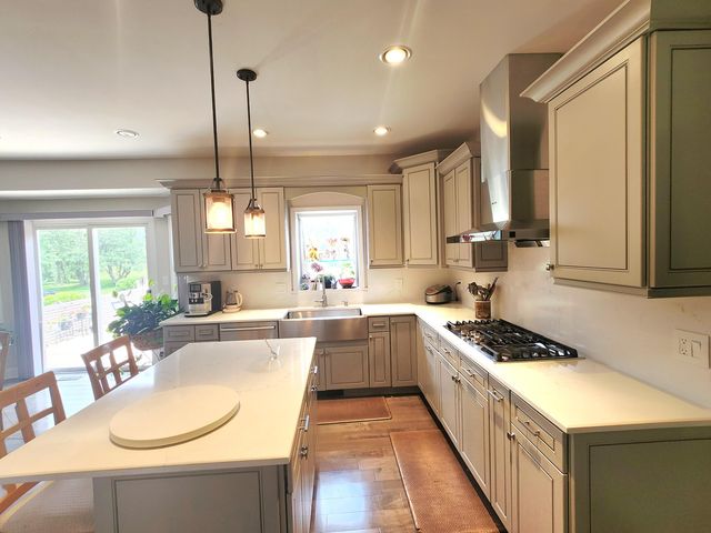 1301 Ballybunion Court, Dyer, IN 46311