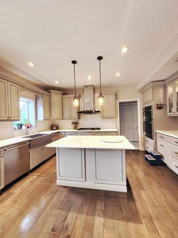1301 Ballybunion Court, Dyer, IN 46311