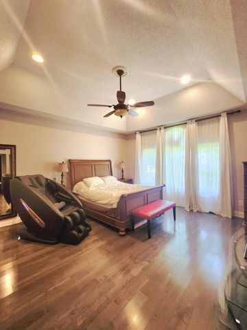 1301 Ballybunion Court, Dyer, IN 46311