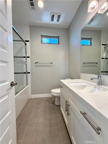 52 Ebb Tide, Newport Beach, CA 92663
