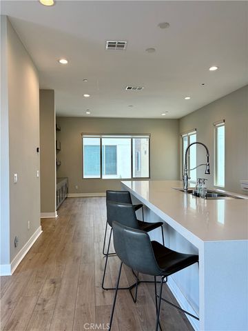 52 Ebb Tide, Newport Beach, CA 92663