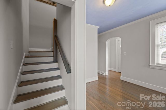 3724 Commonwealth Avenue, Charlotte, NC 28205