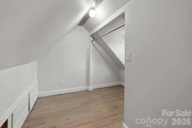 3724 Commonwealth Avenue, Charlotte, NC 28205