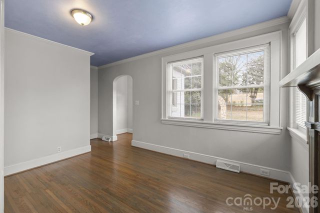 3724 Commonwealth Avenue, Charlotte, NC 28205