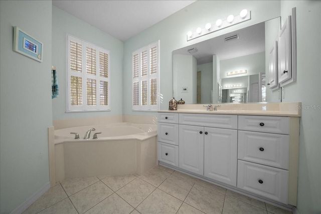 7184 NW 8TH PLACE, Ocala, FL 34482