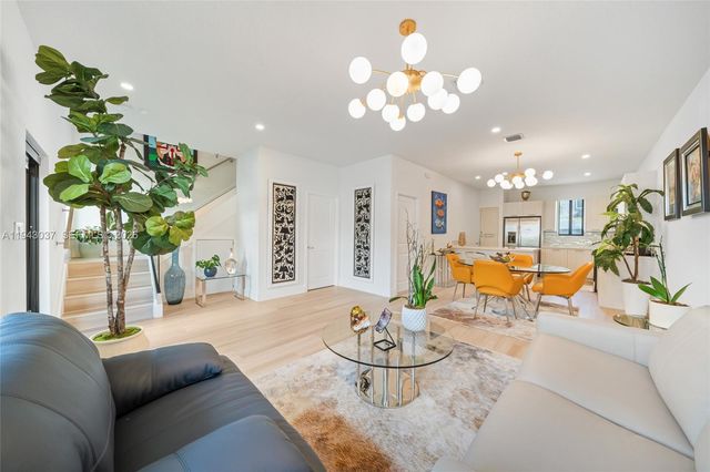 4648 NW 83rd Ave, Doral, FL 33166