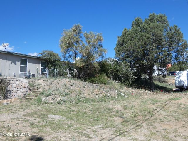 3220 N Mann Drive, Silver City, NM 88061