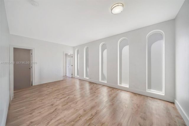111 S Hibiscus Dr, Miami Beach, FL 33139