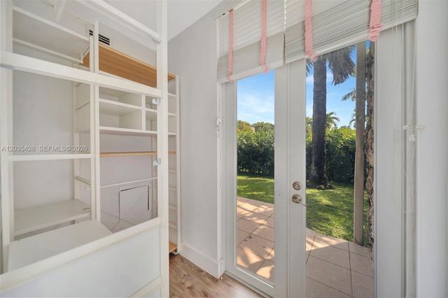 111 S Hibiscus Dr, Miami Beach, FL 33139