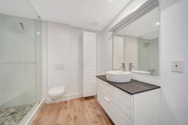 111 S Hibiscus Dr, Miami Beach, FL 33139