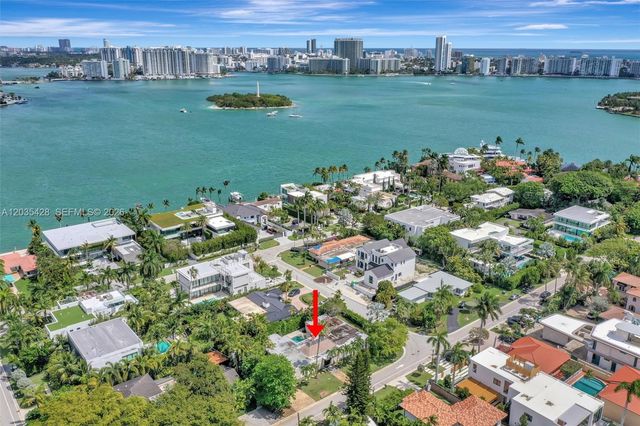111 S Hibiscus Dr, Miami Beach, FL 33139