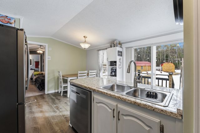 129 Salmon Falls Road, Rochester, NH 03868