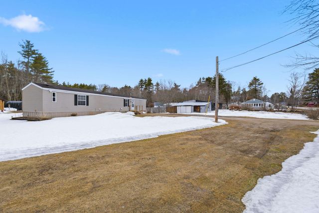 129 Salmon Falls Road, Rochester, NH 03868