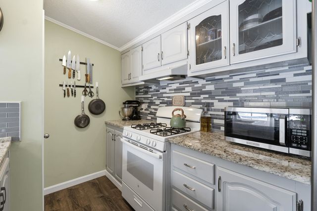 129 Salmon Falls Road, Rochester, NH 03868