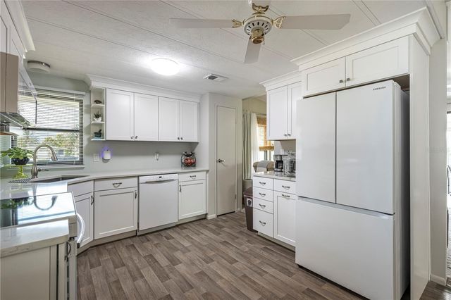 1424 MOHAWK CIRCLE, Tavares, FL 32778