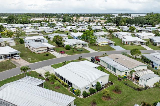 1424 MOHAWK CIRCLE, Tavares, FL 32778