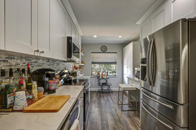 34 W Stratford Ln Lane W D, Boynton Beach, FL 33436