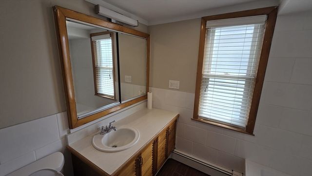 63 Carroll St 2, Chelsea, MA 02150
