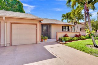 124 Mayfair Lane, Boynton Beach, FL 33426