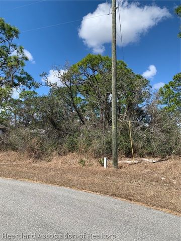 223 E Canal Way NE, Lake Placid, FL 33852