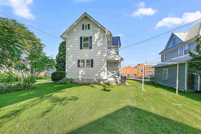 208 Mary Street, Beaver Dam, WI 53916