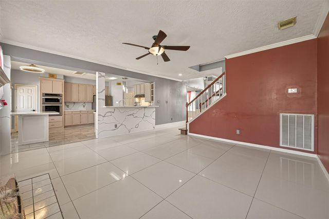 4218 Meadowchase Lane, Houston, TX 77014