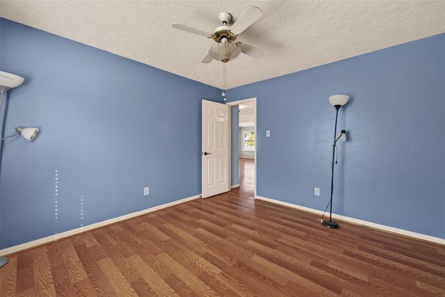 4218 Meadowchase Lane, Houston, TX 77014