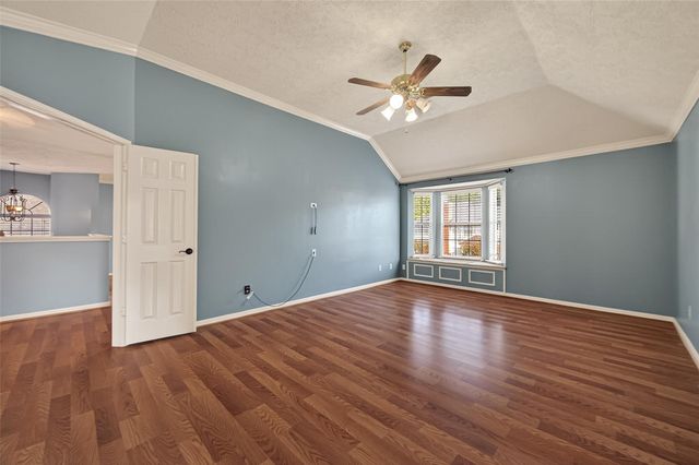 4218 Meadowchase Lane, Houston, TX 77014