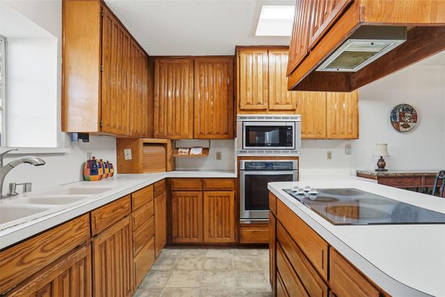 7125 Quail Ridge Road, Fort Worth, TX 76132