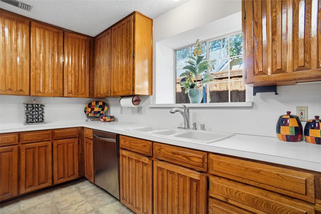 7125 Quail Ridge Road, Fort Worth, TX 76132